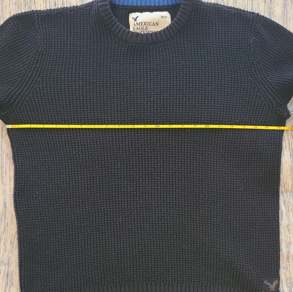 American eagle xl waffle sweater dark navy (almost black) with grey arm strips - Picture 7 of 8